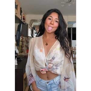 Meet your Posher, Maria luisa